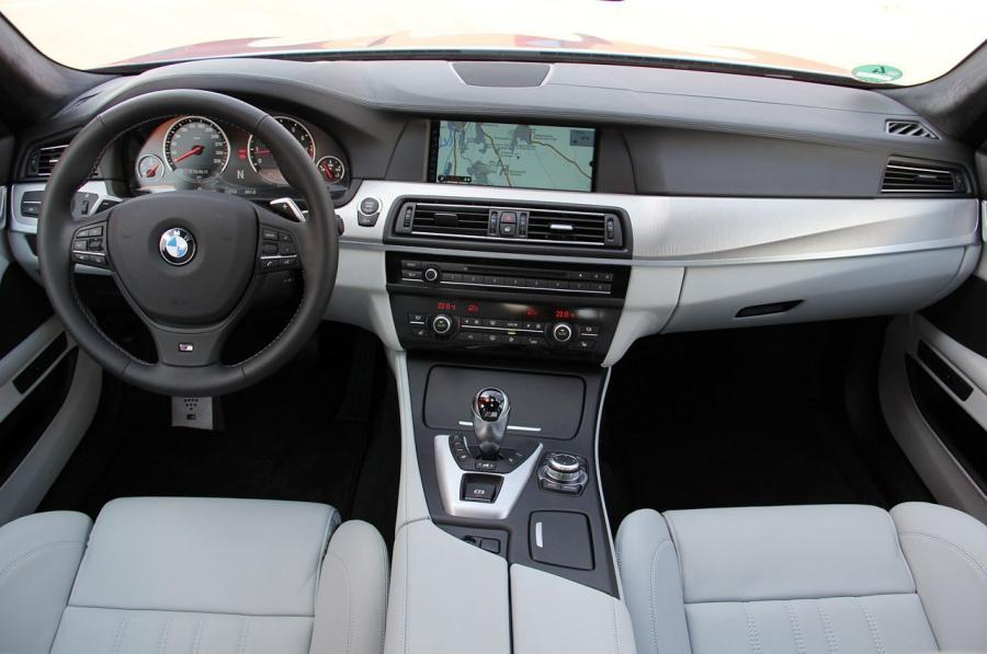  BMW M5 2012 года  (фото 96 из 319)